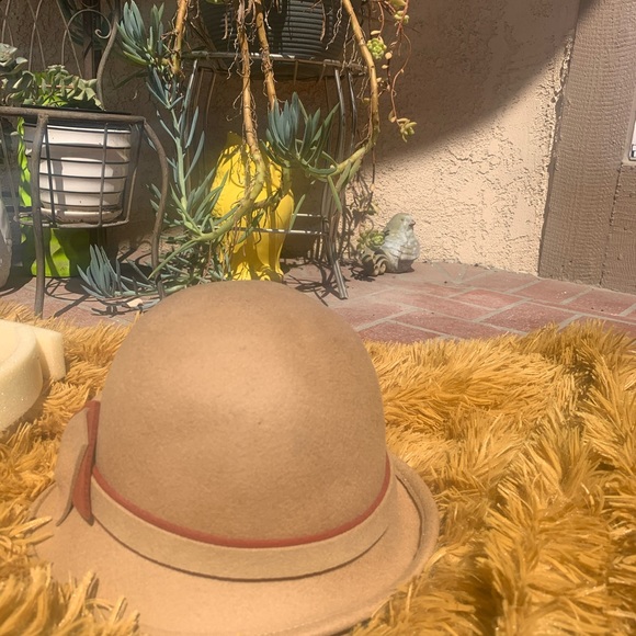 NWT Adora 100%Wool Hat - Bow Wool Cloche Hat - Picture 3 of 6